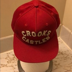 Red crooks and castles flat top hat (limited)